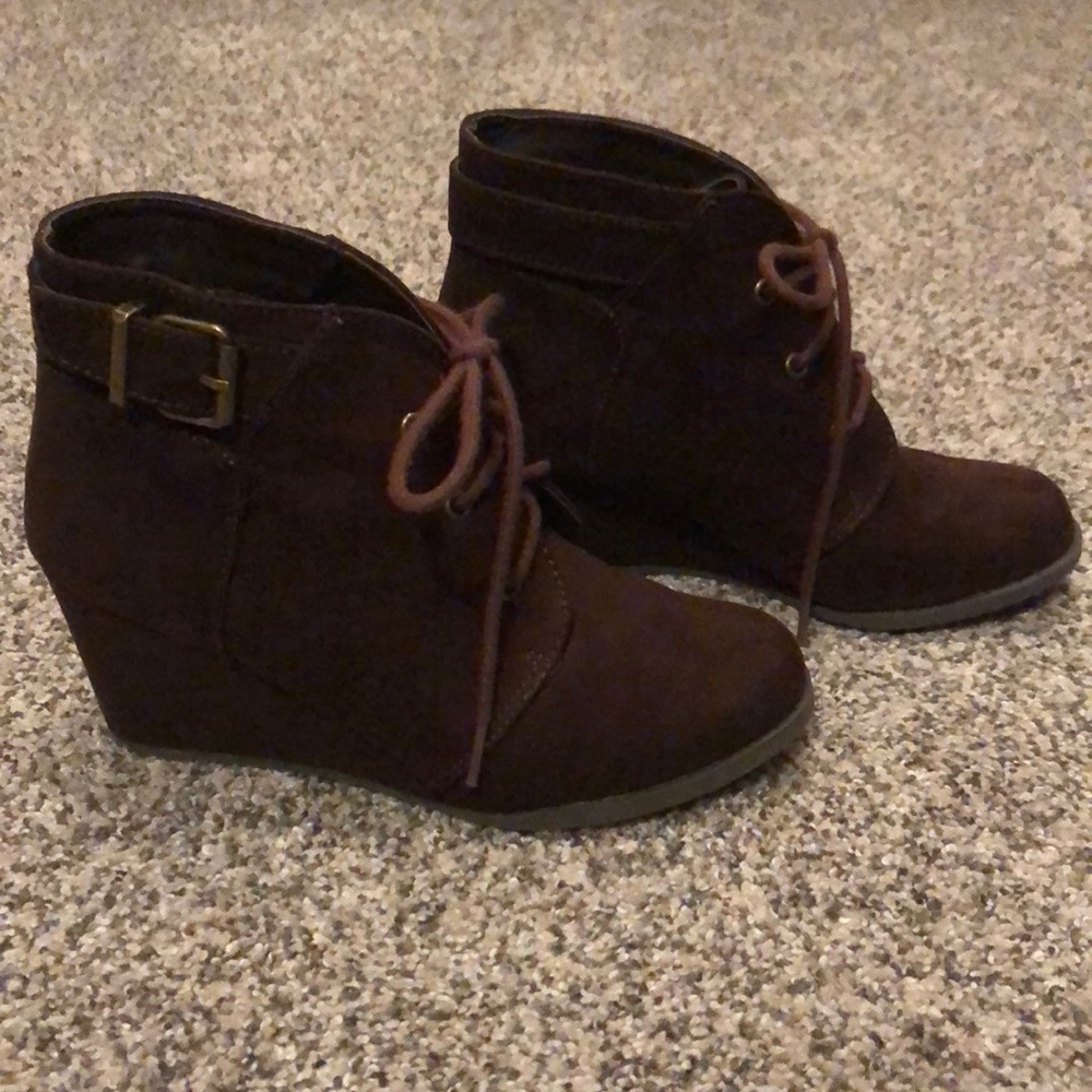 Brown SO brand wedge booties